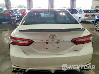 Zdjęcie 6 z 12 samochodu: 2018 TOYOTA CAMRY XSE V6 VIN:4T1BZ1HK6JU003842 - miniatura