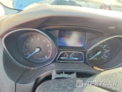 Zdjęcie 9 z 13 samochodu: 2014 FORD FOCUS SE VIN:1FADP3K29EL339591 - miniatura