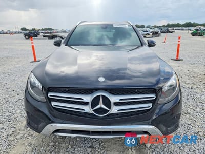 Piąte zdjęcie samochodu w środku: 2017 MERCEDES-BENZ GLC 300 VIN:WDC0G4JB0HF161583 - miniatura
