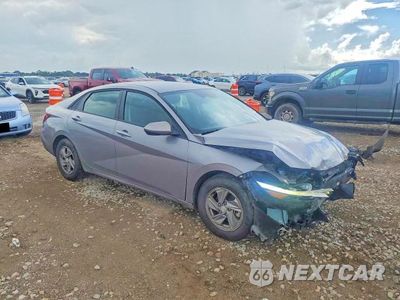 Czwarte zdjęcie samochodu z boku: 2025 HYUNDAI ELANTRA SE VIN:KMHLL4DGXSU040936 - miniatura