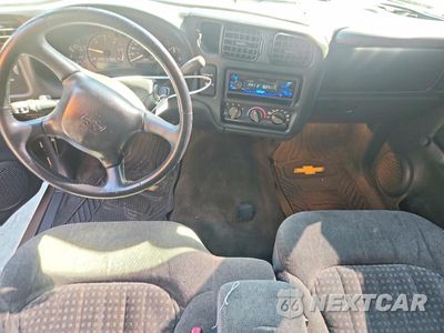 Zdjęcie 8 z 12 samochodu: 2002 CHEVROLET S TRUCK S10 VIN:1GCCS14W328139961 - miniatura