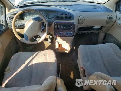 Zdjęcie 8 z 13 samochodu: 2000 CHRYSLER TOWN & COUNTRY LX VIN:1C4GP44G4YB667694 - miniatura