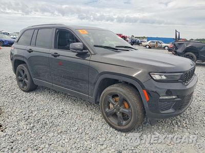 Czwarte zdjęcie samochodu z boku: 2023 JEEP GRAND CHEROKEE LIMITED VIN:1C4RJGBG8PC546092 - miniatura