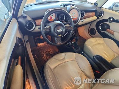 Zdjęcie 8 z 12 samochodu: 2011 MINI COOPER VIN:WMWSU3C54BT091407 - miniatura