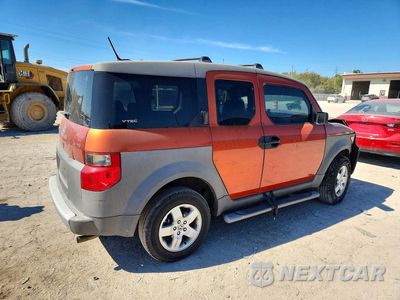 Trzecie zdjęcie samochodu z tyłu: 2003 HONDA ELEMENT EX VIN:5J6YH18563L014810 - miniatura