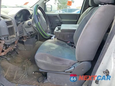 Zdjęcie 7 z 12 samochodu: 2005 NISSAN TITAN XE VIN:1N6AA06A85N554945 - miniatura