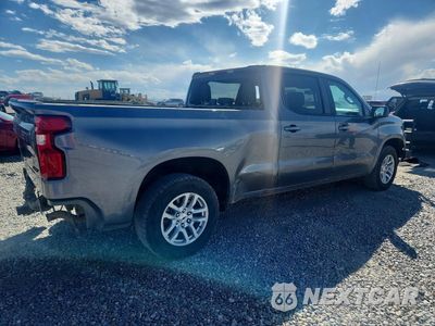 Trzecie zdjęcie samochodu z tyłu: 2021 CHEVROLET SILVERADO K1500 RST VIN:1GCUYEED6MZ352035 - miniatura