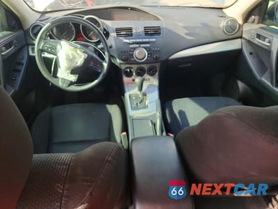 Zdjęcie 8 z 12 samochodu: 2011 MAZDA 3 I VIN:JM1BL1VF0B1445547 - miniatura