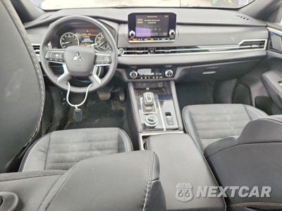 Zdjęcie 8 z 13 samochodu: 2022 MITSUBISHI OUTLANDER SE VIN:JA4J3UA87NZ089568 - miniatura