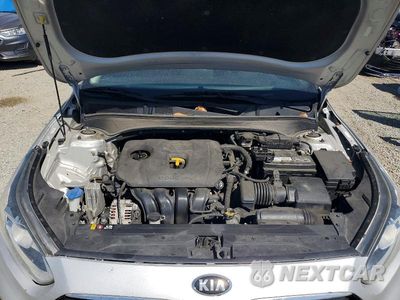Zdjęcie 11 z 12 samochodu: 2019 KIA FORTE S VIN:3KPF34AD8KE049547 - miniatura