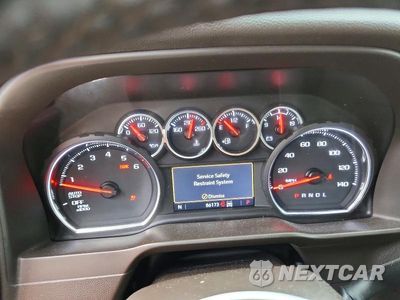 Zdjęcie 9 z 12 samochodu: 2021 CHEVROLET SILVERADO K1500 RST VIN:3GCUYEED0MG269412 - miniatura