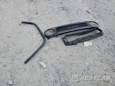 Zdjęcie 13 z 14 samochodu: 2007 TOYOTA FJ CRUISER BASE VIN:JTEBU11F270059093 - miniatura