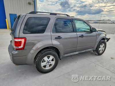 Trzecie zdjęcie samochodu z tyłu: 2010 FORD ESCAPE XLT VIN:1FMCU0D72AKB94105 - miniatura