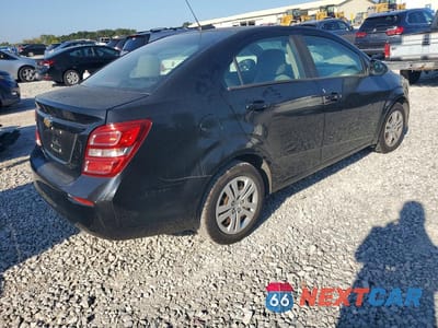 Trzecie zdjęcie samochodu z tyłu: 2017 CHEVROLET SONIC LS VIN:1G1JB5SH2H4144886 - miniatura