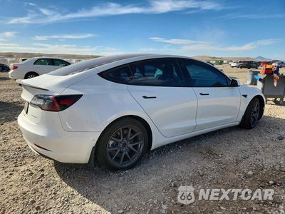 Trzecie zdjęcie samochodu z tyłu: 2022 TESLA MODEL 3 VIN:5YJ3E1EB1NF184095 - miniatura