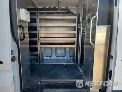 Zdjęcie 10 z 12 samochodu: 2016 FORD TRANSIT T-150 VIN:1FTYE2CMXGKA53916 - miniatura