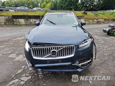 Piąte zdjęcie samochodu w środku: 2024 VOLVO XC90 PLUS VIN:YV4H60CE1R1228750 - miniatura