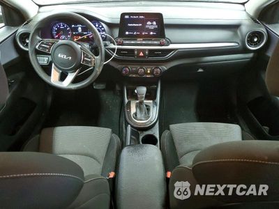 Zdjęcie 8 z 12 samochodu: 2022 KIA FORTE FE VIN:3KPF24AD1NE452096 - miniatura