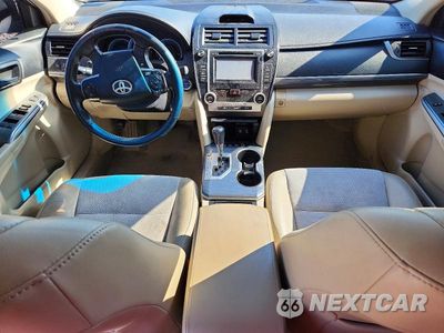Zdjęcie 8 z 12 samochodu: 2013 TOYOTA CAMRY HYBRID XLE VIN:4T1BD1FK3DU090363 - miniatura