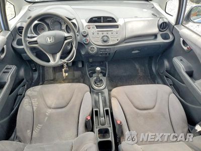 Zdjęcie 8 z 12 samochodu: 2009 HONDA FIT VIN:JHMGE87249S024016 - miniatura