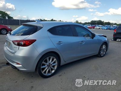 Trzecie zdjęcie samochodu z tyłu: 2017 MAZDA 3 GRAND TOURING VIN:3MZBN1M38HM149105 - miniatura