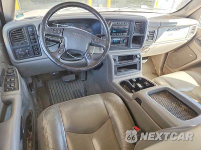 Zdjęcie 8 z 12 samochodu: 2004 GMC SIERRA K2500 HEAVY DUTY VIN:1GTHK232X4F221646 - miniatura