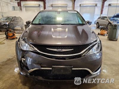 Piąte zdjęcie samochodu w środku: 2018 CHRYSLER PACIFICA TOURING PLUS VIN:2C4RC1FG2JR101864 - miniatura