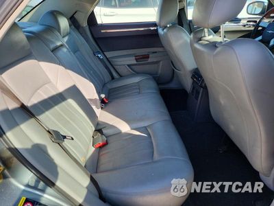 Zdjęcie 10 z 12 samochodu: 2006 CHRYSLER 300C VIN:2C3LA63H06H219497 - miniatura
