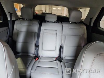 Zdjęcie 10 z 13 samochodu: 2026 FORD EXPLORER ACTIVE VIN:1FMUK8DH1TGA57910 - miniatura