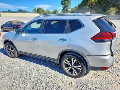 Drugie zdjęcie samochodu z przodu: 2019 NISSAN ROGUE SV VIN:JN8AT2MT9KW266892 - miniatura