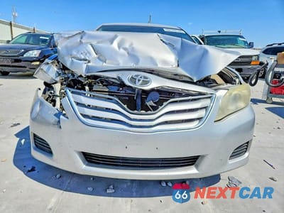 Piąte zdjęcie samochodu w środku: 2011 TOYOTA CAMRY LE VIN:4T4BF3EK6BR214247 - miniatura