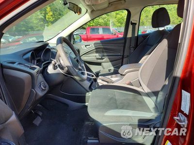 Zdjęcie 7 z 13 samochodu: 2014 FORD ESCAPE S VIN:1FMCU0F70EUC27951 - miniatura