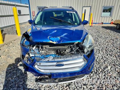 Piąte zdjęcie samochodu w środku: 2017 FORD ESCAPE SE VIN:1FMCU0G97HUA21000 - miniatura