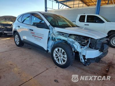 Czwarte zdjęcie samochodu z boku: 2020 FORD ESCAPE S VIN:1FMCU0F67LUA35799 - miniatura