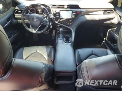Zdjęcie 8 z 13 samochodu: 2020 TOYOTA CAMRY SE VIN:4T1G11AKXLU505859 - miniatura