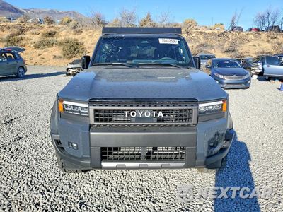 Piąte zdjęcie samochodu w środku: 2026 TOYOTA LAND CRUISER BASE VIN:JTEABFAJ4TK057928 - miniatura