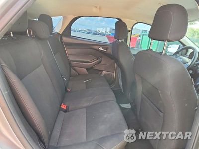 Zdjęcie 10 z 12 samochodu: 2018 FORD FOCUS SE VIN:1FADP3K20JL252527 - miniatura