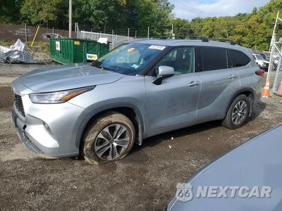 2020 TOYOTA HIGHLANDER XLE 5TDHZRBH2LS000776 - główne zdjęcie licytacji z USA - miniatura