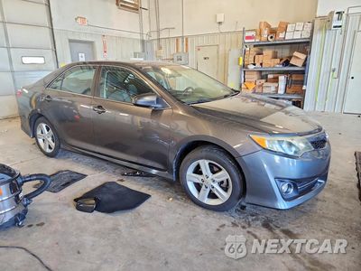 Czwarte zdjęcie samochodu z boku: 2014 TOYOTA CAMRY SE VIN:4T1BF1FK5EU791711 - miniatura