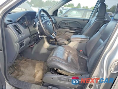 Zdjęcie 7 z 13 samochodu: 2005 HONDA PILOT EXL VIN:2HKYF18535H572813 - miniatura
