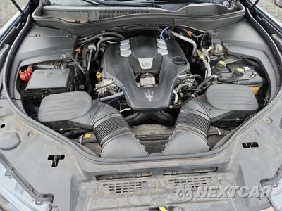 Zdjęcie 12 z 13 samochodu: 2022 MASERATI LEVANTE BASE VIN:ZN661XUA4NX384719 - miniatura