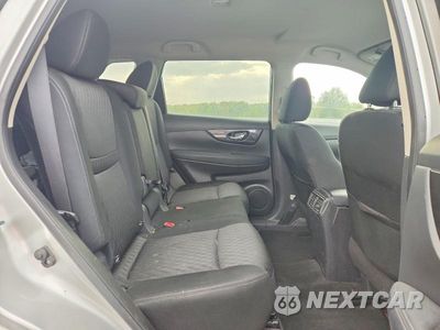 Zdjęcie 11 z 13 samochodu: 2018 NISSAN ROGUE SV VIN:KNMAT2MV7JP566839 - miniatura