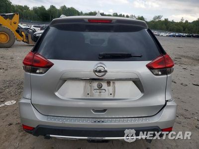 Zdjęcie 6 z 13 samochodu: 2018 NISSAN ROGUE SV VIN:5N1AT2MV9JC770044 - miniatura