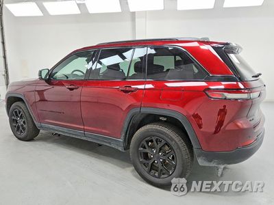 Drugie zdjęcie samochodu z przodu: 2025 JEEP GRAND CHEROKEE LAREDO VIN:1C4RJHAG0S8666939 - miniatura