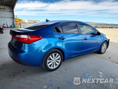 Trzecie zdjęcie samochodu z tyłu: 2014 KIA FORTE LX VIN:KNAFX4A61E5232856 - miniatura
