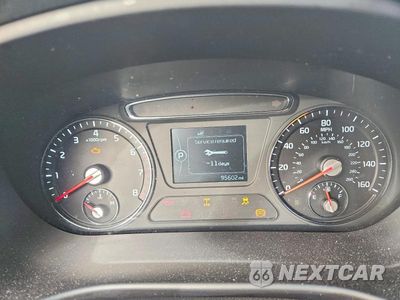 Zdjęcie 9 z 13 samochodu: 2016 KIA SORENTO EX VIN:5XYPHDA56GG100522 - miniatura
