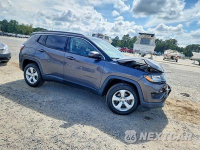 Czwarte zdjęcie samochodu z boku: 2019 JEEP COMPASS LATITUDE VIN:3C4NJDBB1KT735889 - miniatura