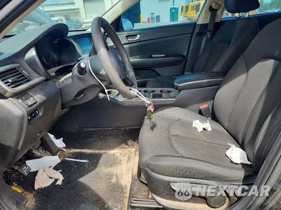 Zdjęcie 7 z 12 samochodu: 2020 KIA OPTIMA LX VIN:5XXGT4L39LG381899 - miniatura