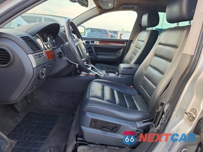 Zdjęcie 7 z 13 samochodu: 2004 VOLKSWAGEN TOUAREG 3.2 VIN:WVGBC67L74D017195 - miniatura