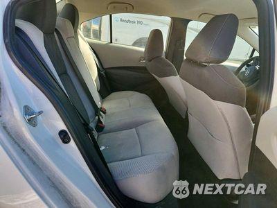 Zdjęcie 10 z 12 samochodu: 2020 TOYOTA COROLLA LE VIN:JTDEPRAEXLJ067395 - miniatura